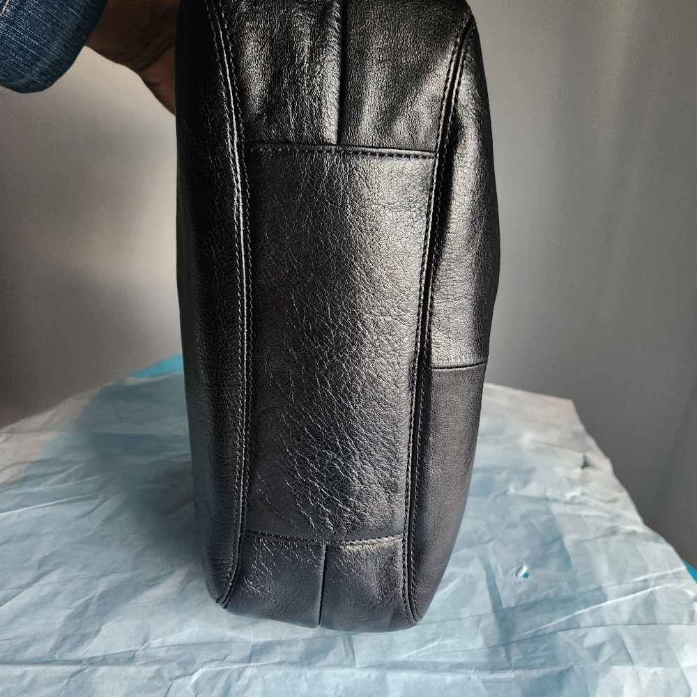 Coach Black Ashley Leather Hobo Bag EUC - Picture 7 of 11